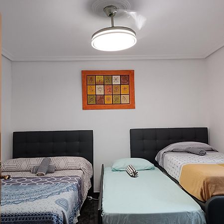 Casa Oasis, una casa rural agradable casa con Piscina en zona tranquila Puertollano Exterior foto
