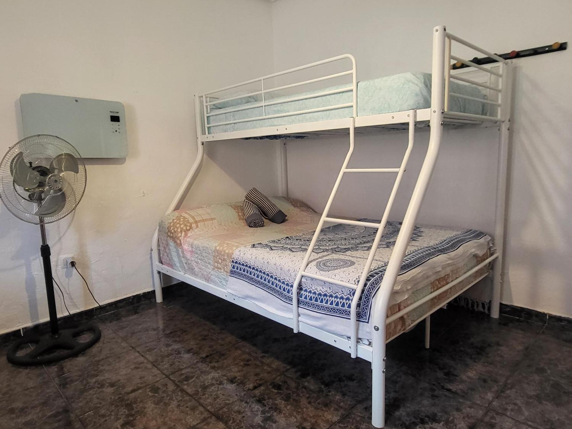 Casa Oasis, una casa rural agradable casa con Piscina en zona tranquila Puertollano Exterior foto