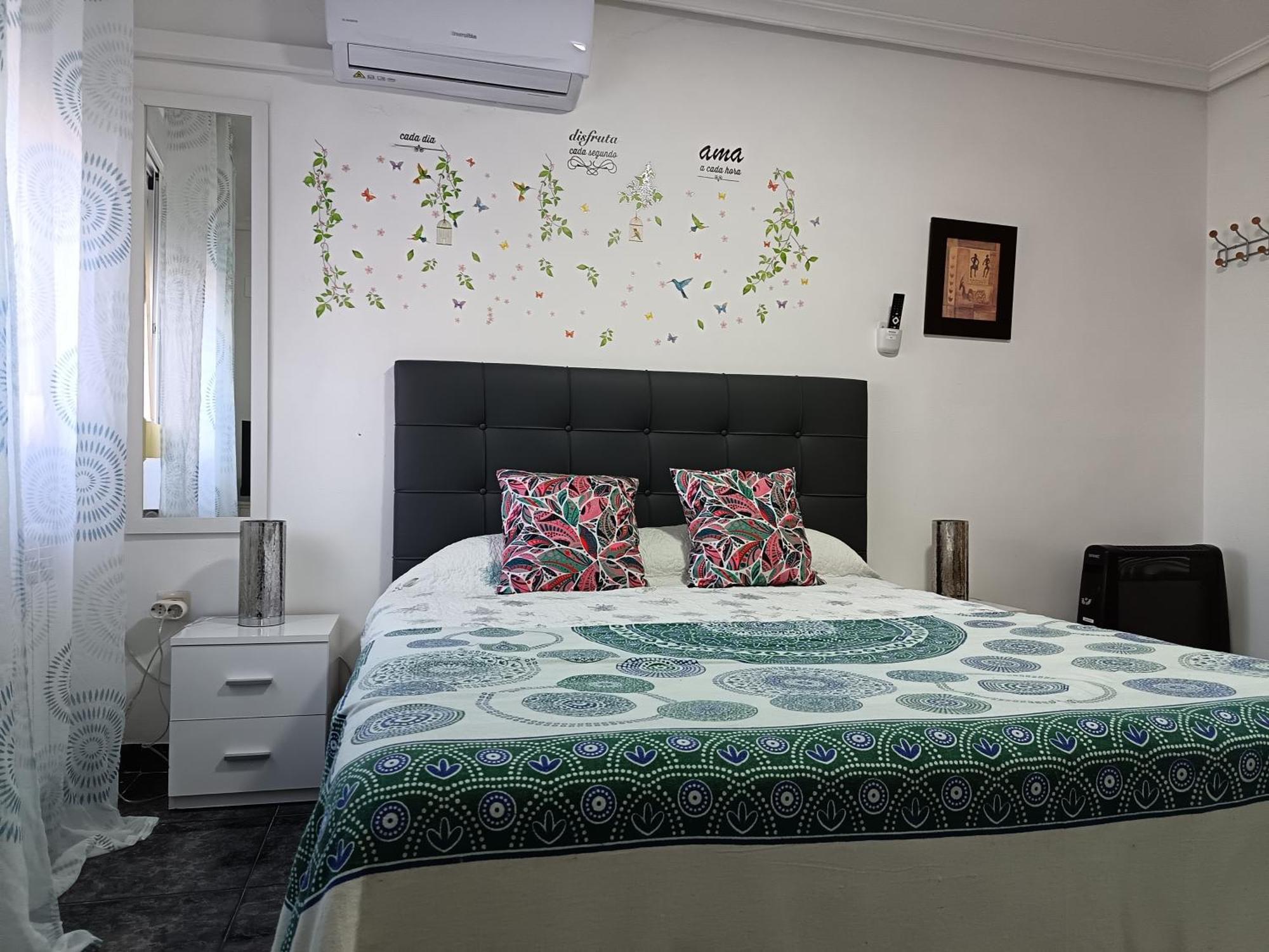 Casa Oasis, una casa rural agradable casa con Piscina en zona tranquila Puertollano Exterior foto