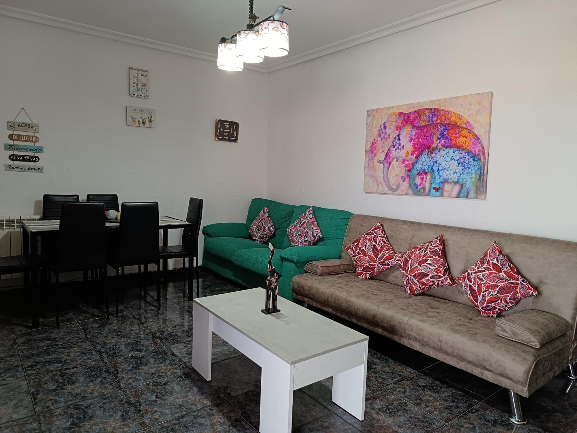 Casa Oasis, una casa rural agradable casa con Piscina en zona tranquila Puertollano Exterior foto